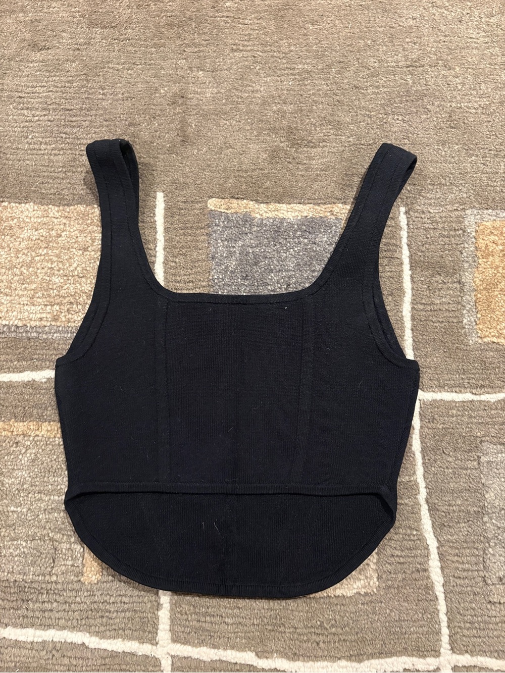 Babaton Ribbed Tank Top - Picture 3 of 3